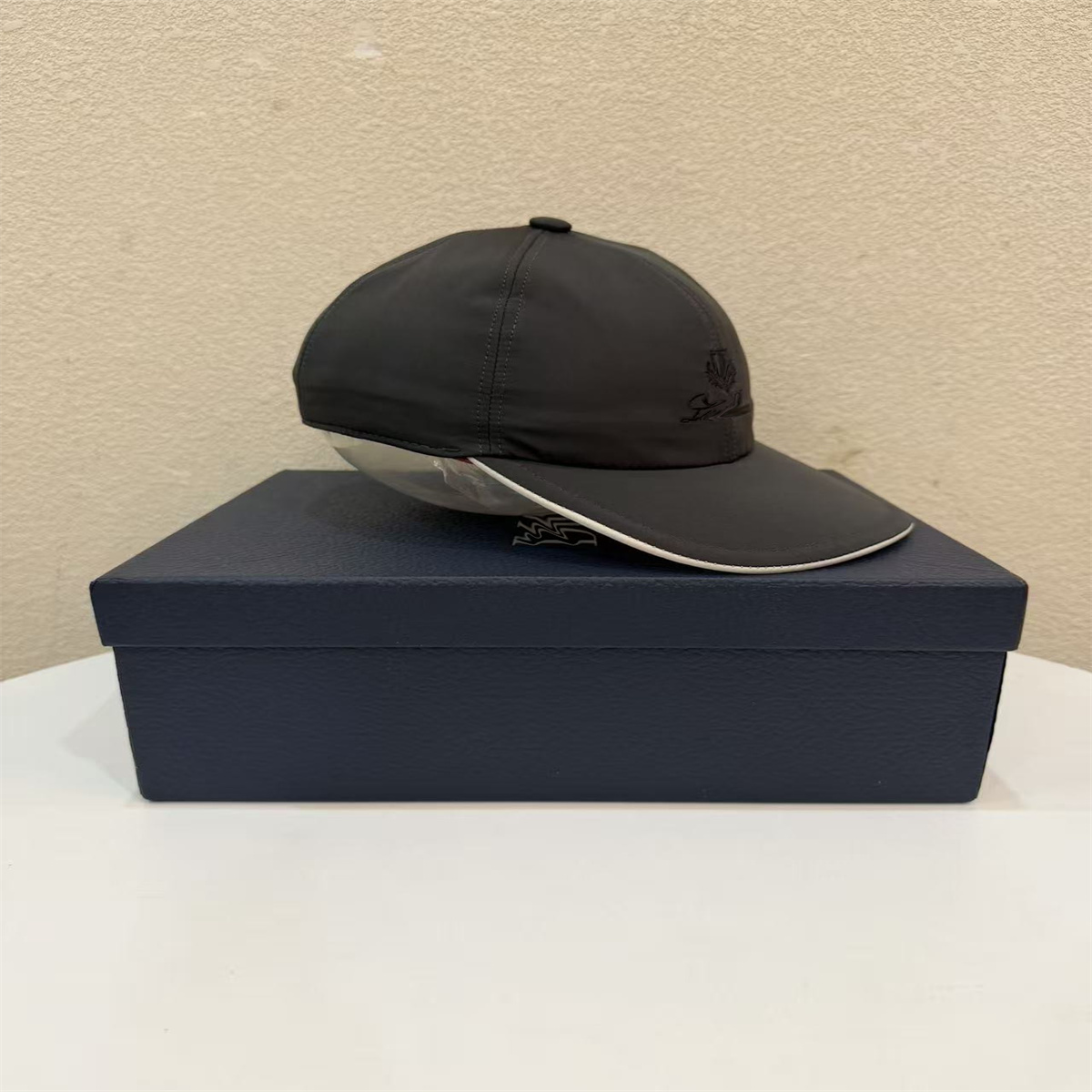 able Ball Cap men's baseball caps designer caps luxurious women's Fashion Black White Blue Red caps high-quality casual sun caps outdoor l