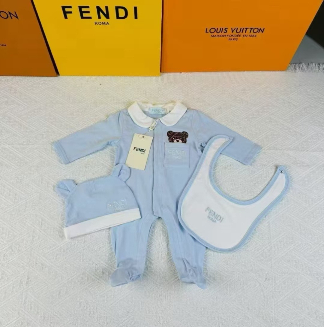 Baby Designer Romper Jumpsuit Designer Infant Cotton Rompers Sets Newborn Baby Girls Long Sleeve Jumpsuits Hat Bibs 3pcs Luxury Babies 1st Climb Clo