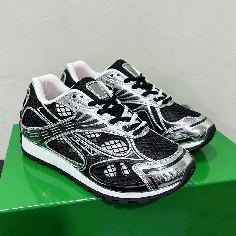 Designer Sneakers Casual Running Shoes Women Men Flash Mary Jane Runner Sneaker Lace-up Trainers Lightweight Technical Mesh Outdoor Shoe