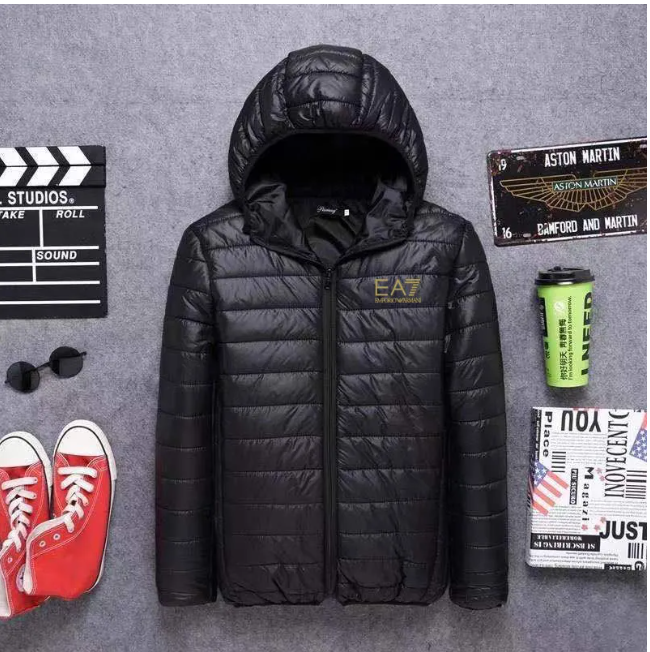New Designer Jacket Mens Down Parkas Winter Jackets Thin And Light Comfortable Windproof Hoodie Stand Up Collar Warm Print EA7
