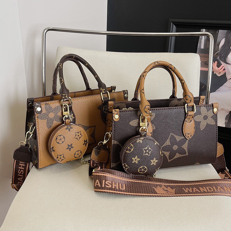 Free Shipping Worldwide luxury Designer 2026 handbag womens printed shoulder crossbody bag hot