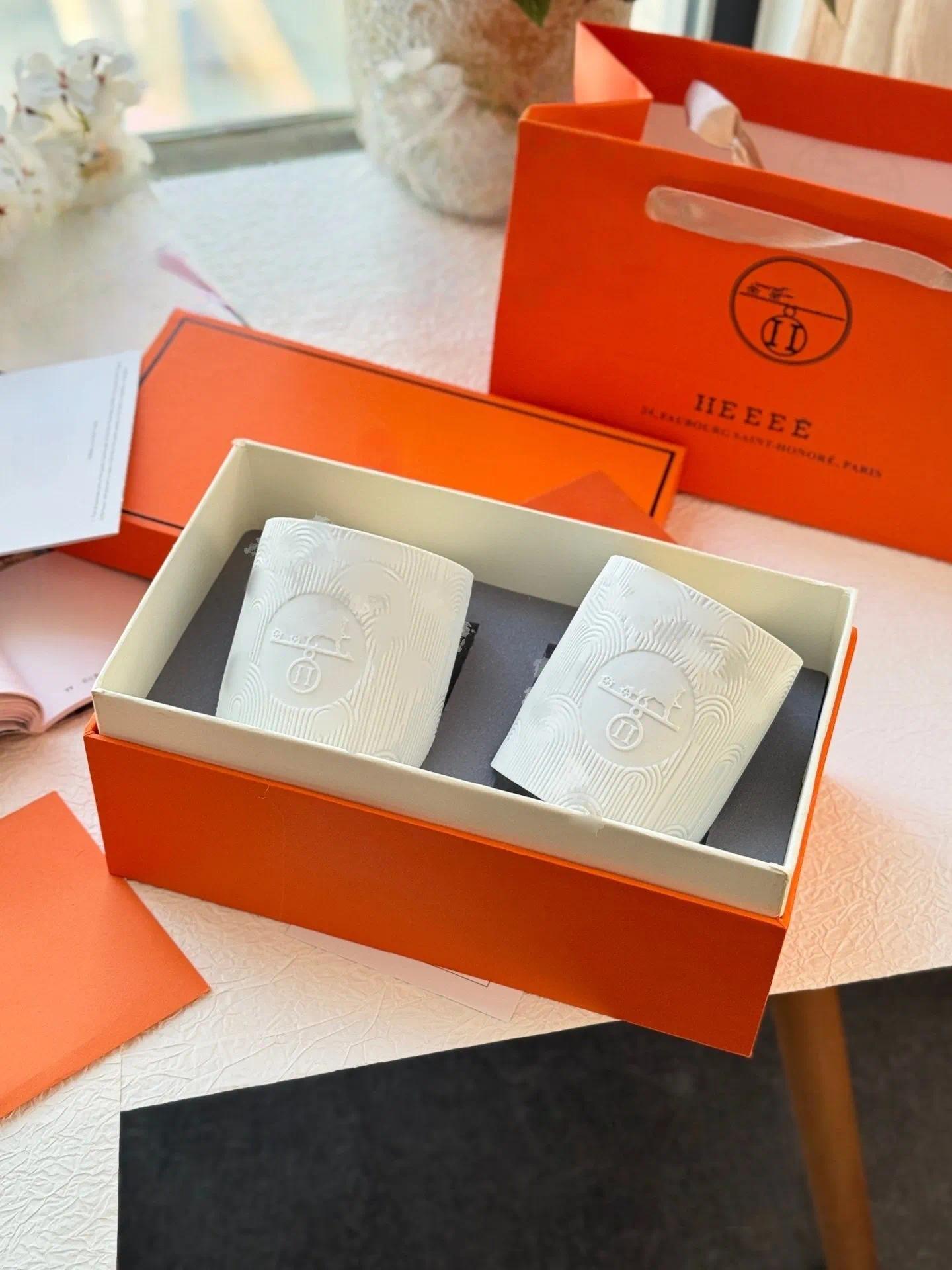 Nouveau designer édition limitée motif peint de Noël en relief bougie d'aromathérapie boîte-cadeau de luxe orange romantique datant atmosphère dé