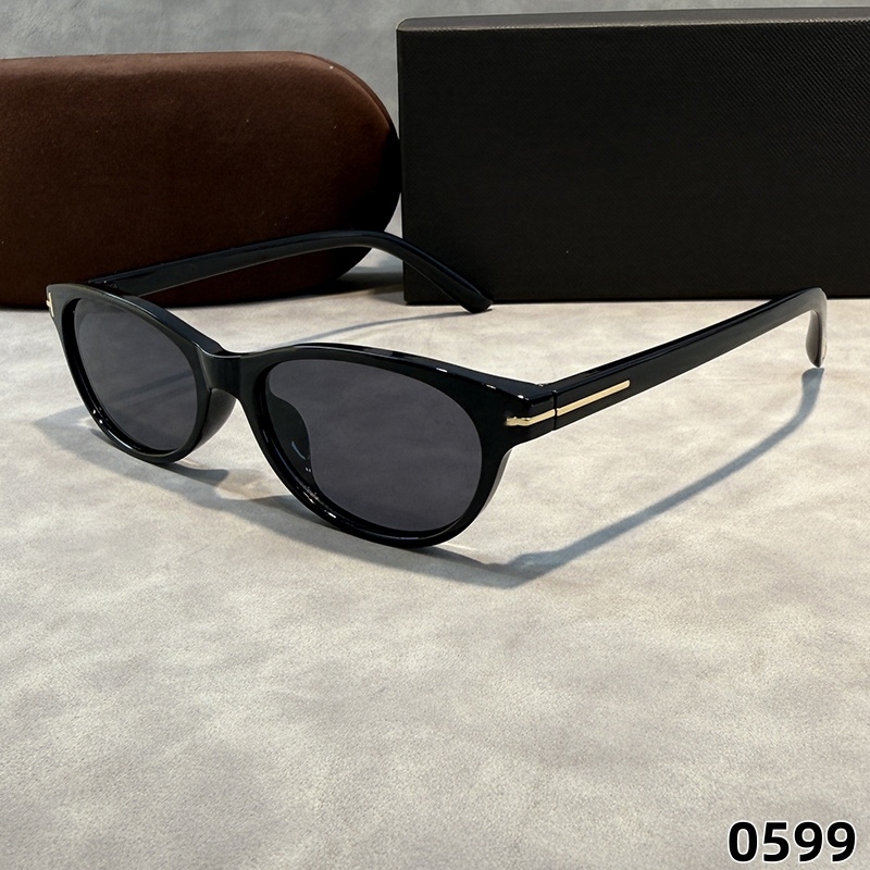 Sunglasses Designer Sunglasses for women men Fashion luxury glasses Small frame Oval retro Euro american trend glasses UV400 goggles Y2K spicy girl
