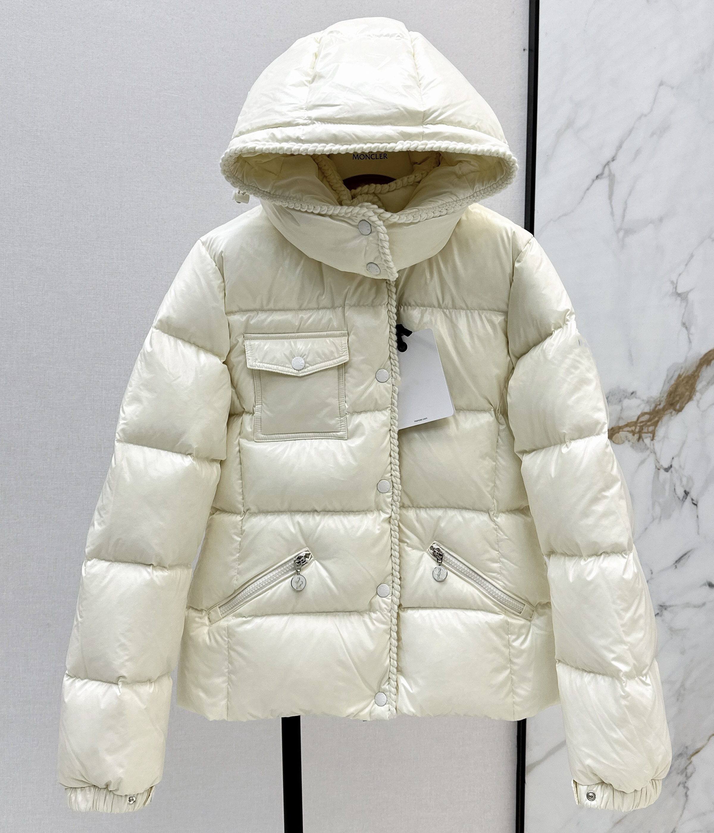 Women Cropped Puffer Jacket Black Braided Trim Short Down Coat Round Neck