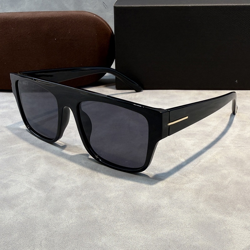 2026New designer Polarized Metal Frame Summer Classic Outdoor Stand Top Brand Men's Fishing Mountaineering Hiking Sunglasses Driving