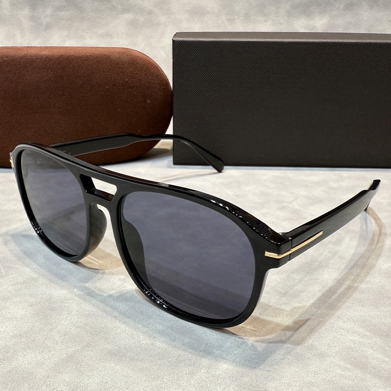 Classic sunglasses Luxury Brand Designer Big Frame Square Sunglasses Women Men Fashion Vintage Popular Travel Sun Glasses For Female UV400 High qual