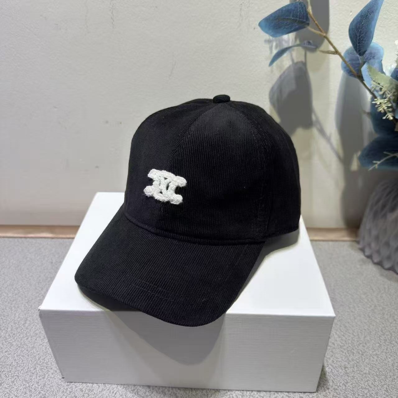 Designer Hat Baseball Cap Women Hat C Brand Corduroy Baseball Casual Curved Brim Duckbill Cap Summer Sun Protection Stylish Men Women Suitable For C