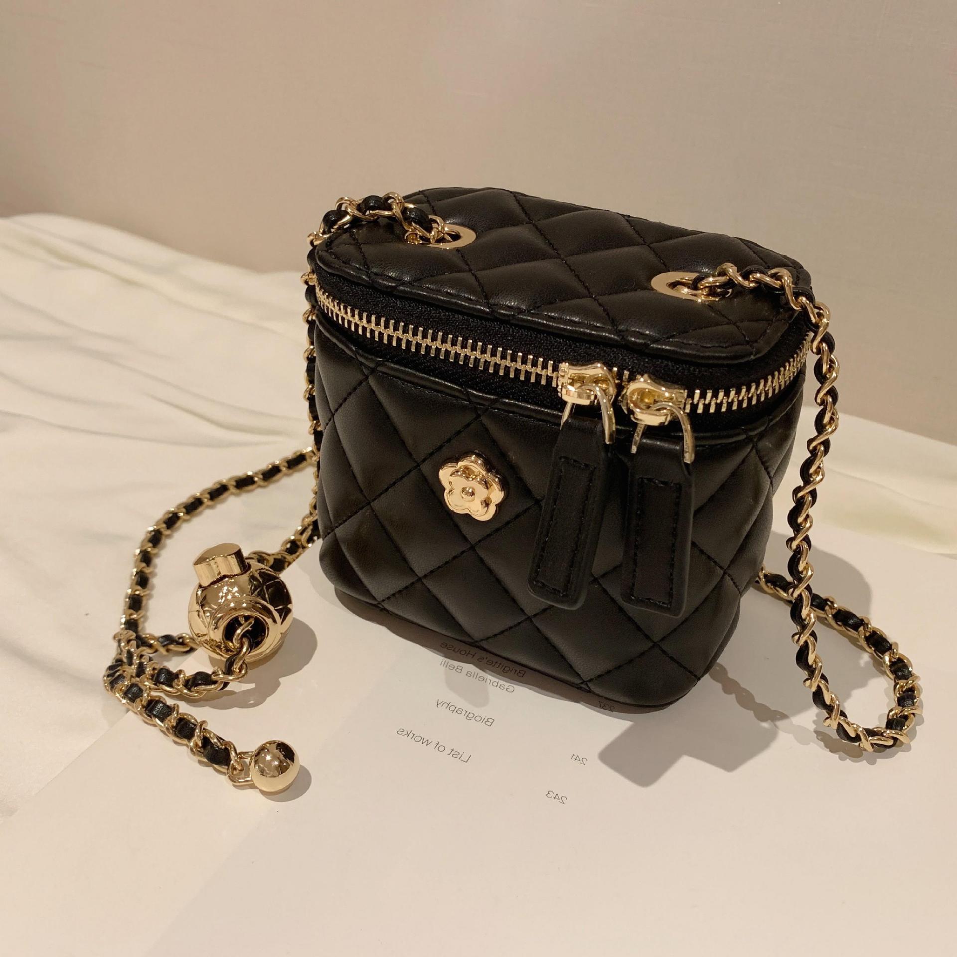 Fashion Mini Box Handbag Summer Luxury Trend Women Chain Shoulder Crossbody Bag Camellia Diamond Grid Pattern Zipper Makeup Bag Casual Solid Color E