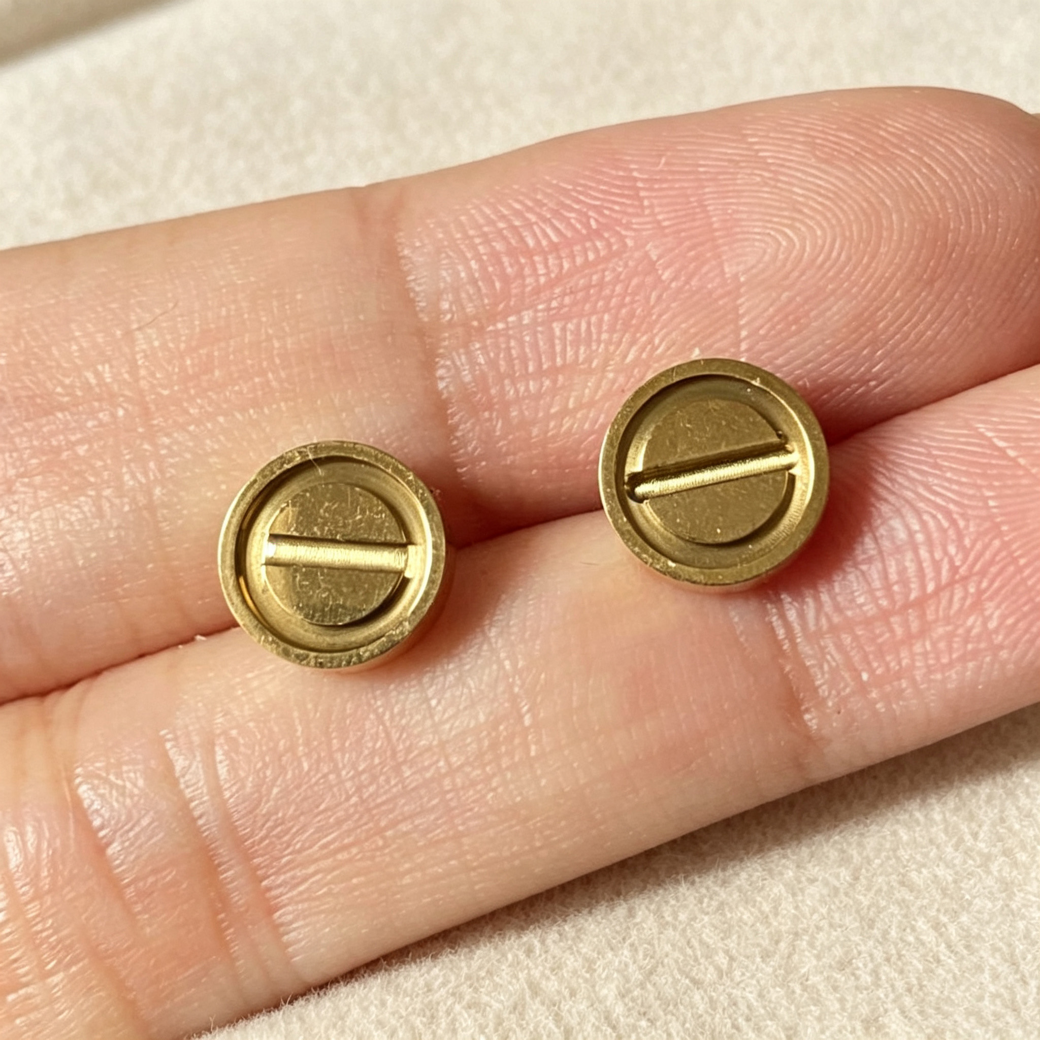 Women 18K Gold Plated Round Stud Earrings Screw Groove Design Metal Ear Studs Minimalist Classic Daily Wear Fashion Jewelry for Gift