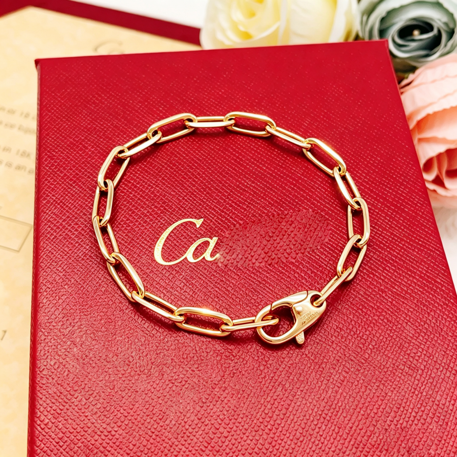 Classic Oval Paperclip Link Bracelet Gold Plated Smooth Open Cable Chain Bracelet with Lobster Clasp Minimalist Luxury Daily Wrist Jewelry Gift for