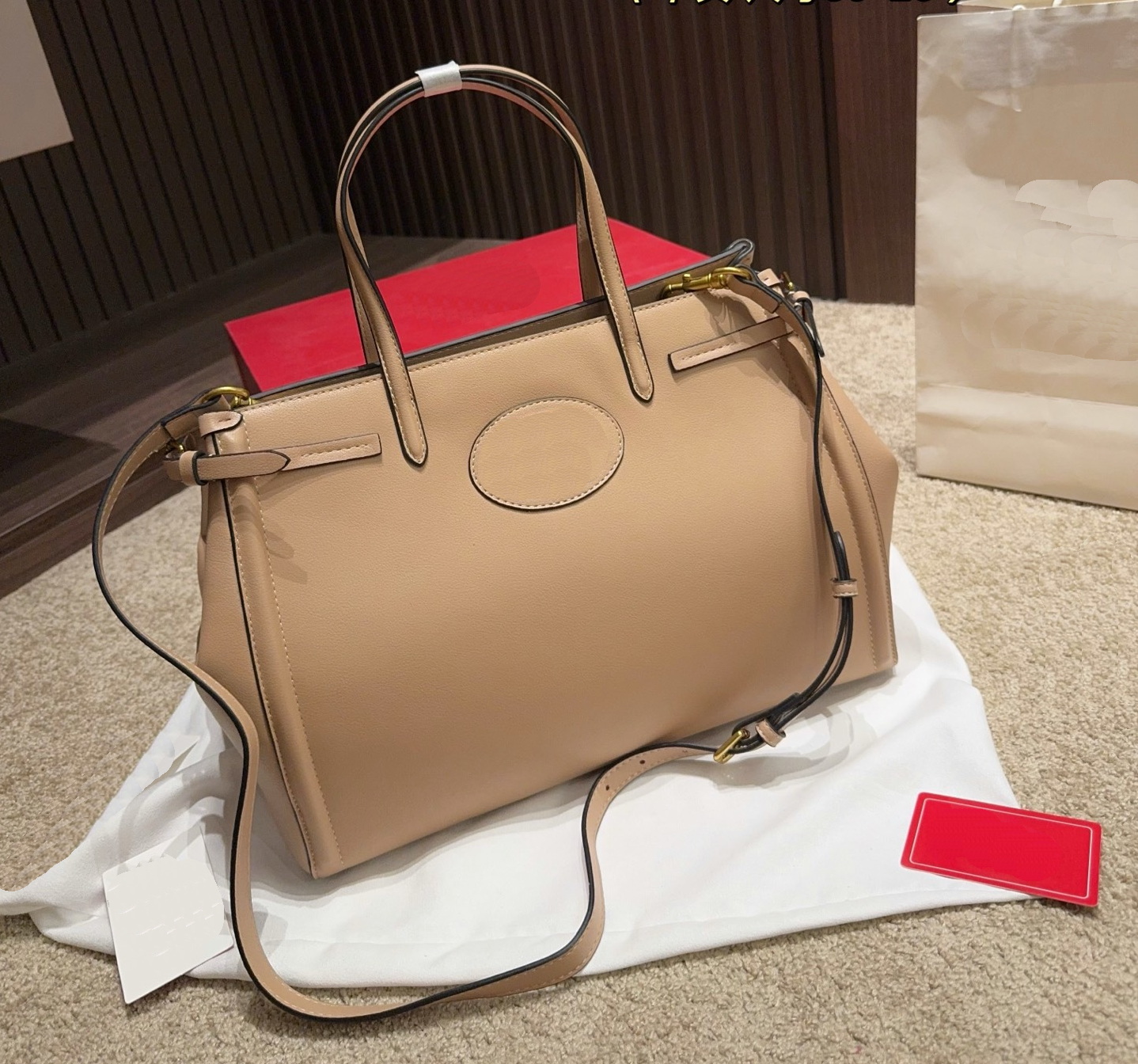 Sacs de messager de luxe Designer Sacs à main brodés en cuir véritable Embrayage Fourre-tout Shopping Sac à main Nouveau modèle de cerise de mode