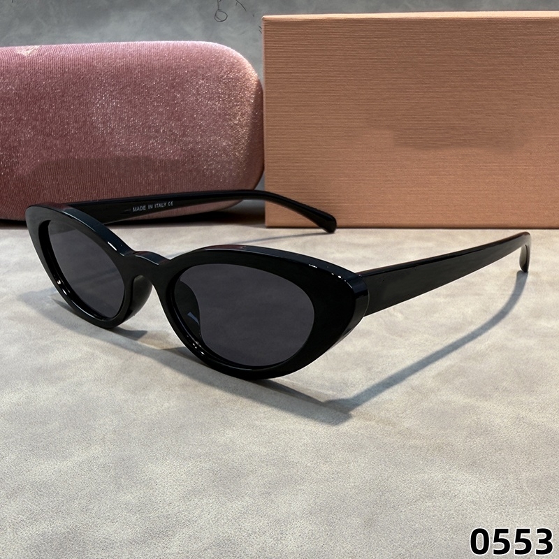 2026 Luxury Designer Sunglasses Men For Women Classic Beach Shading UV protection Glasses With Box 6666