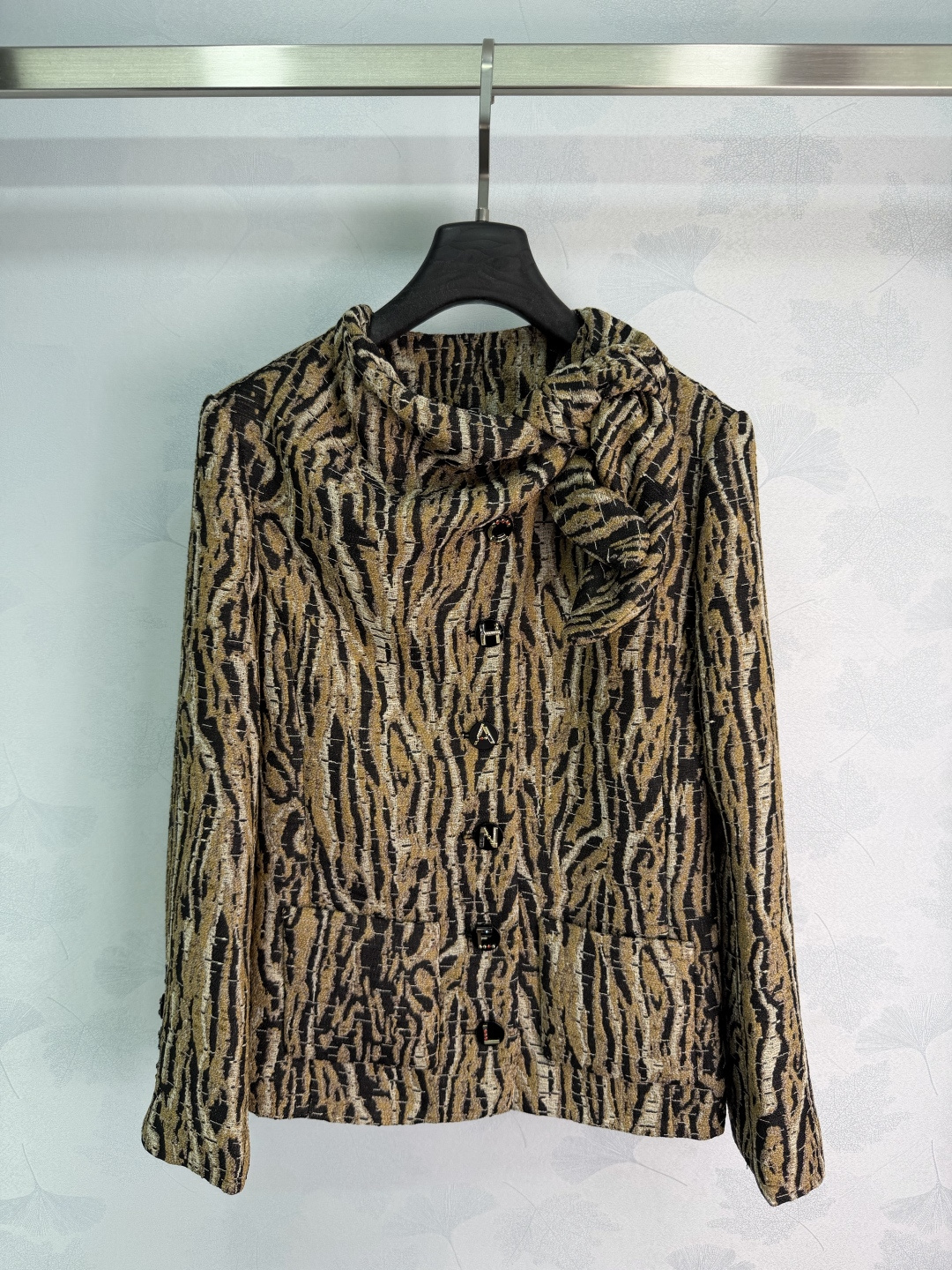 Milan Runway Coats 2026 New Autumn Winter Lapel Neck Long Sleeve Fashion Designer Jackets Brand Same Style Tops 0812-6