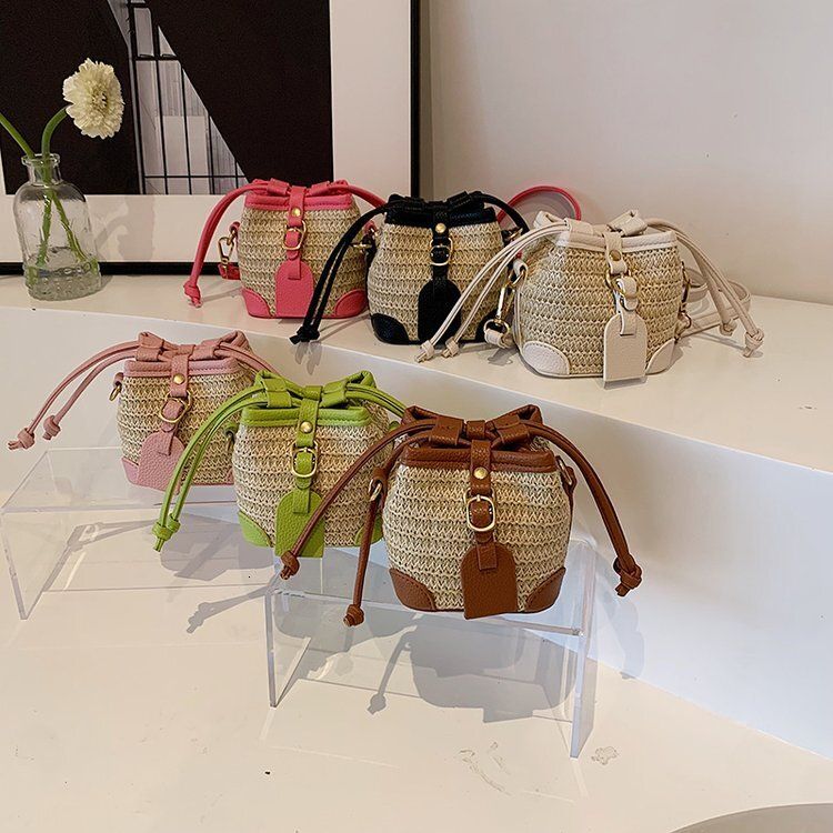 Designer bag 2026 Spring Retro Color Block Fashion Small Bag for Women Beach Vacation Casual Woven Bucket Bag Trendy Crossbody Bag High quality bags