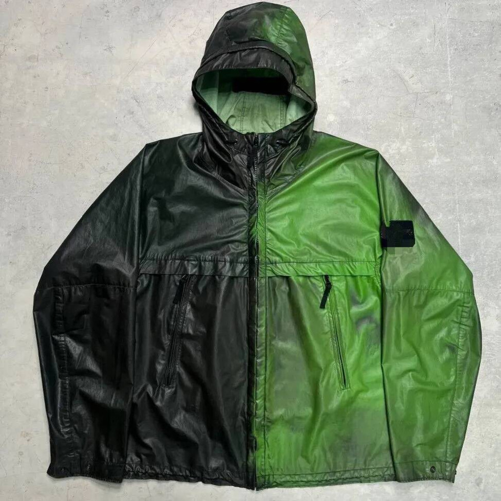 Stones Jacket Men's Fashion Street Trend Is Decreasing Hooded High End Jackets Women's Compass Gradual Waterproofing Process Badges Sports