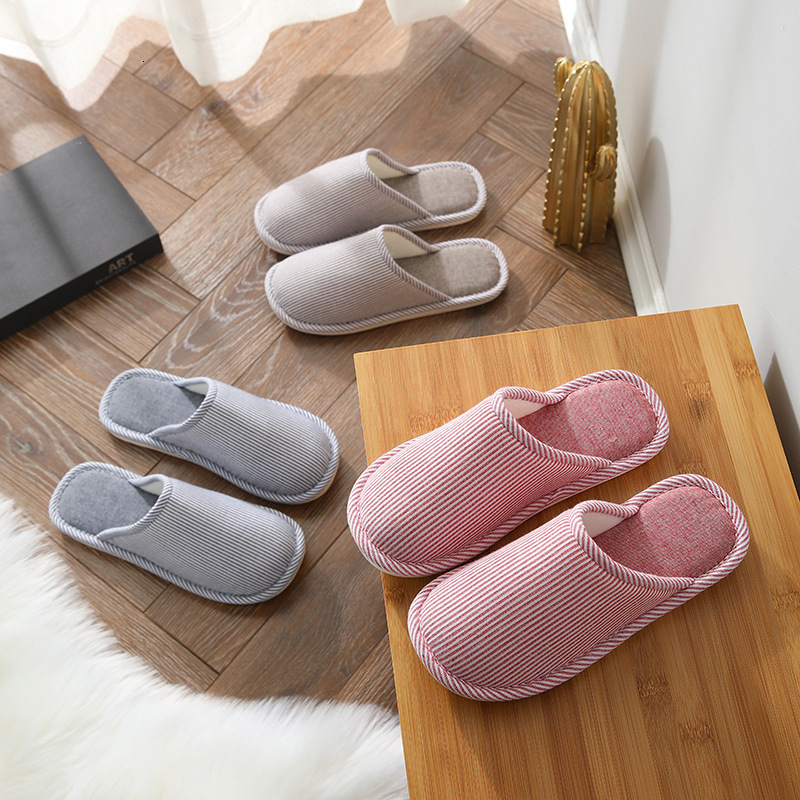 Manufacturer wholesale autumn winter simple warm cotton home use indoor for men women couples with plush lining and non slip maternity slippers