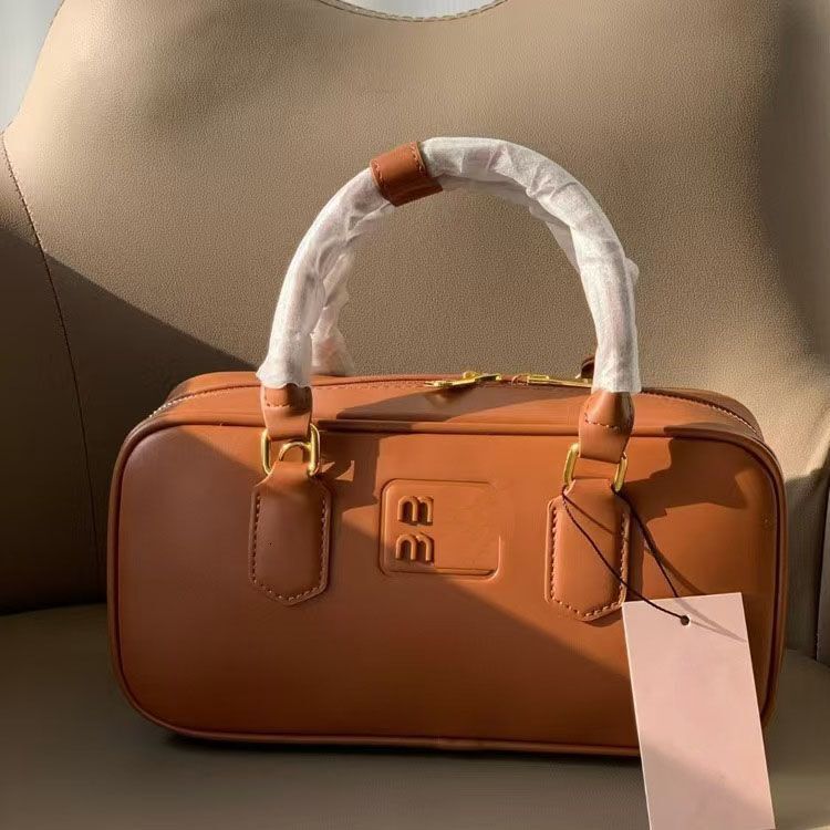 Sac de créateur 2026 Bowling Boston petit sac carré sac à bandoulière à bandoulière pour femme sac de transport simple sacs de haute qualité