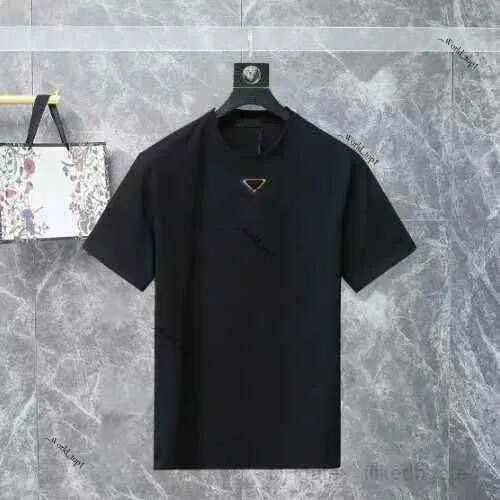 Luxury Designer T Cotton 3D PU Leather Mens Tshirt Short Sleeve Shirts Men Casual Woman Male Tshirts Summer Tops Tee Oversized 5Xl 6Xl 7Xl 8Xl 9Xl 0