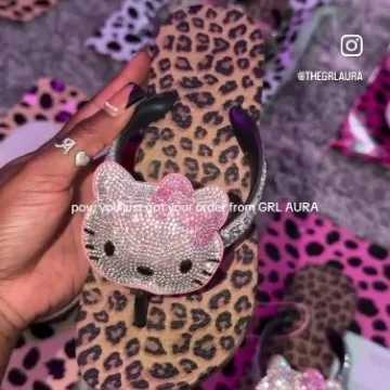 Hello Kitty Rhinestone Flip Flops Leopard Print Y2K Women Bling Non-Slip Summer Beach Casual Thong Sandals Indoor Outdoor T260922GKKN