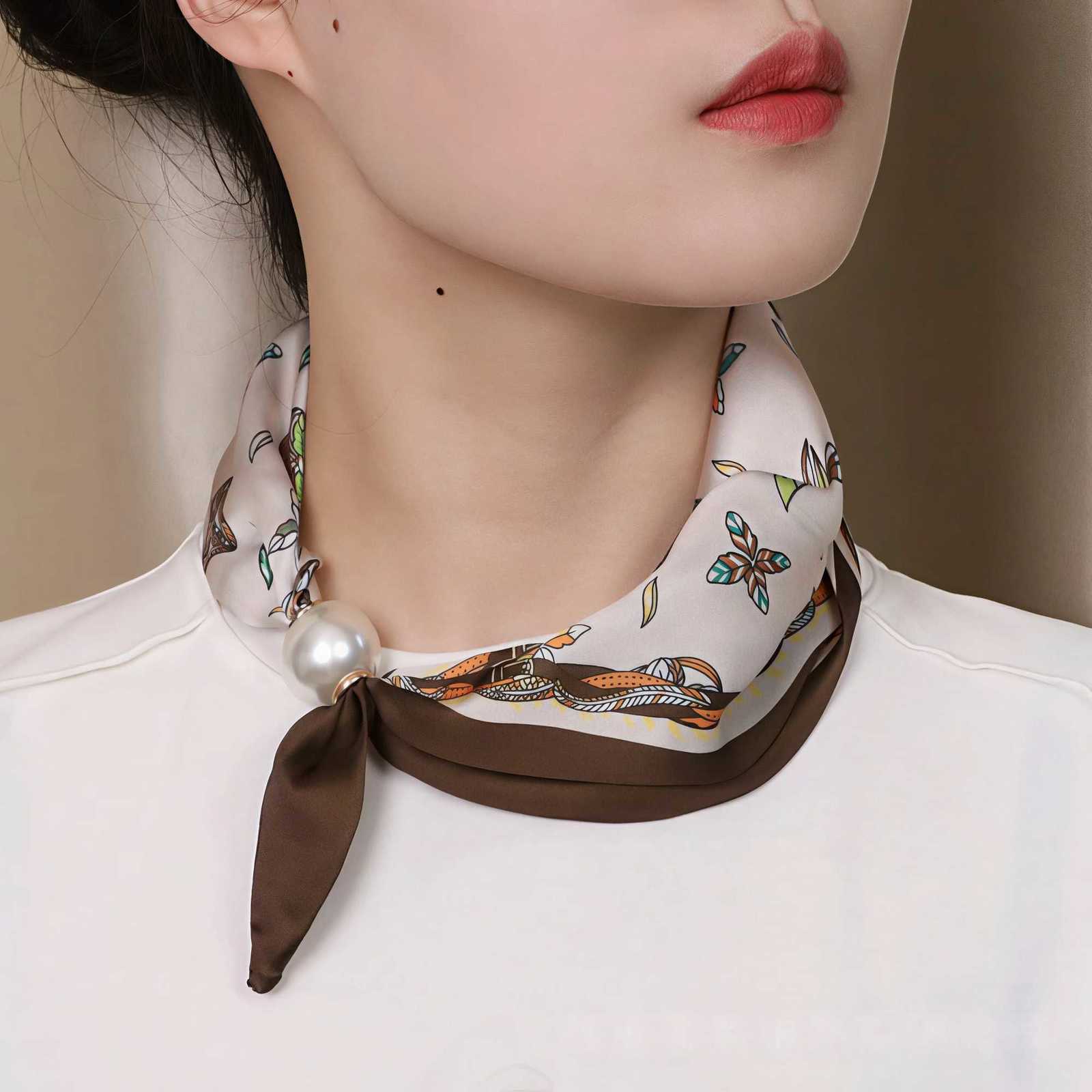 Colliers Perles Boucles Magnétiques Clavicules Courtes Accessoires Vêtements Protection Du Cou Cicatrice Couvrant Foulards Pour Femmes N260812