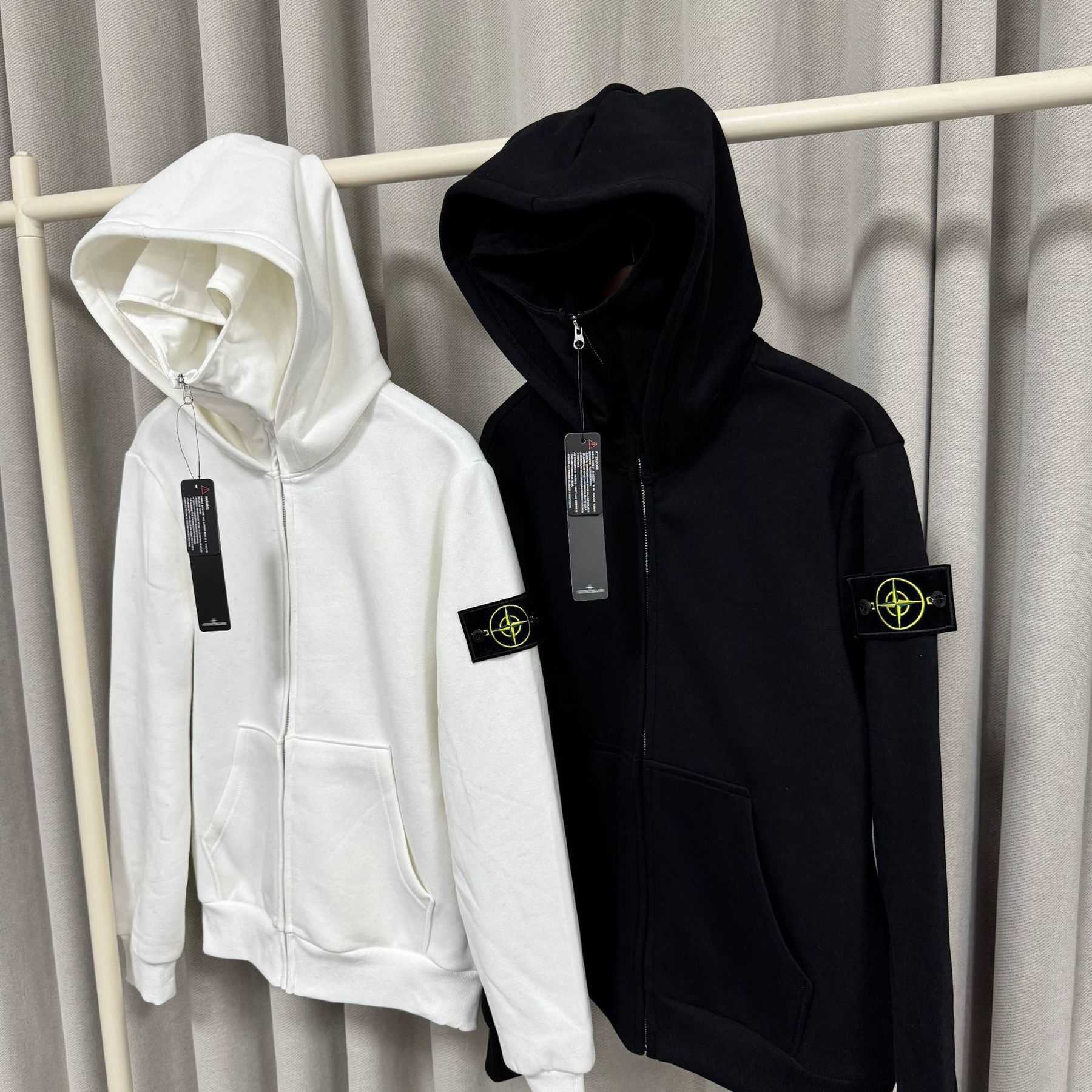 25SS High Strt STONE Double Cap Zipper hooded Armband Pure cotton men's and women's solid color cardigan hoodie Long-sed jket L261014a