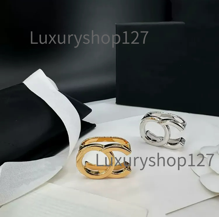 New Fashion Scarf Buckle Buckles Designer Shawl Accessories Jewelry Scarfs Rings Metal Ring Clip Women Female Gift Holder Decoratio