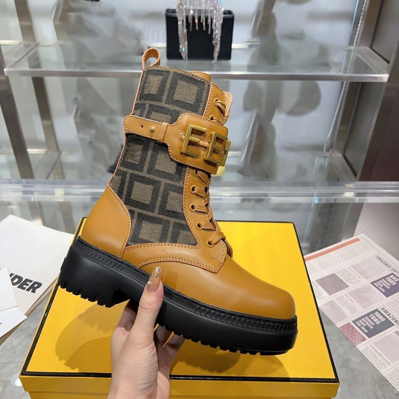 Designer High Quality Women Brand Luxury Boots Lace-Up Boots Boots Real Leather Half Boot Style Shoes Winter Fall Snow Boots booties Canvas Ankle Bo
