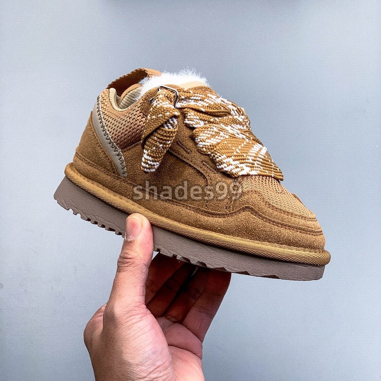 Designer Luxury Low kid Sneakers Plush Fleece Lined Warm Winter Shoes Suede Thick Platform Casual Outdoor Walking Footwear Children's casual sh