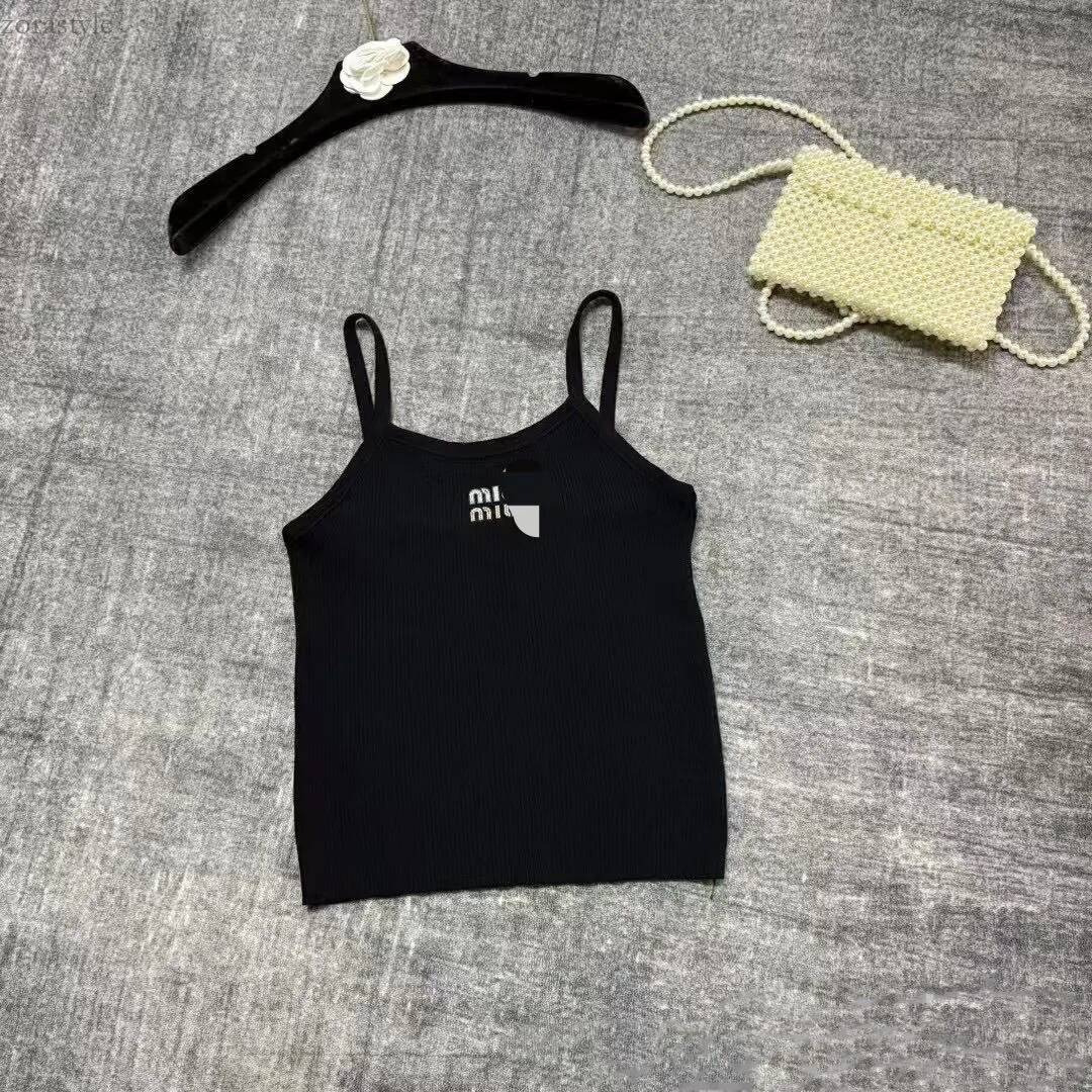 Summer Womens Tank Tops Luxury Designer Tanks Women Sleeveless Camis Shirt Short Tee Embroidery Woman Teeshirts Tshirts Lady Backless Clothing Miu M