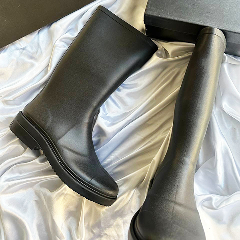 EU41 Designer Boots Women Rain Boots Winter Boots Waterproof Motocycle Snow Luxury Over The Knee Water Shoes Rain Shoe Work Booties 917