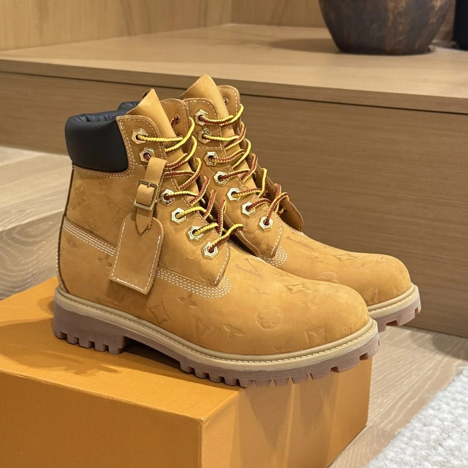 Designer platform boots man woman boot luxury co-branded ankle botas classic martin bottes shoes cowboy outdoor hiking motorcycle work boten