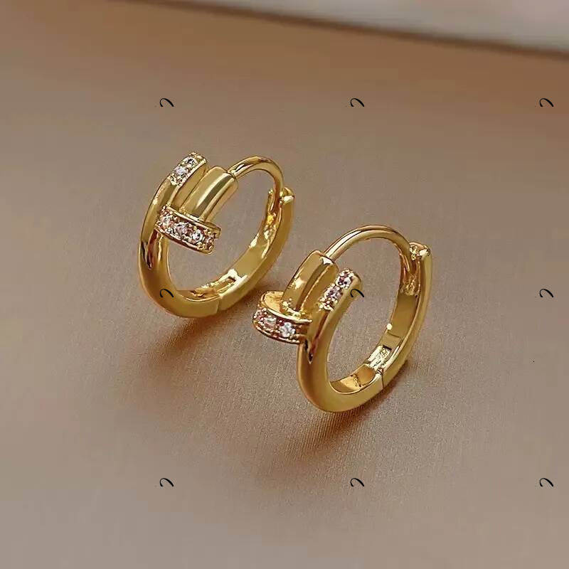 earrings for woman Luxury Free Shipping Designer Accessories Fashion Simple Micro Inlaid Round Rose Gold silver 12mm Hot selling Nail shape American