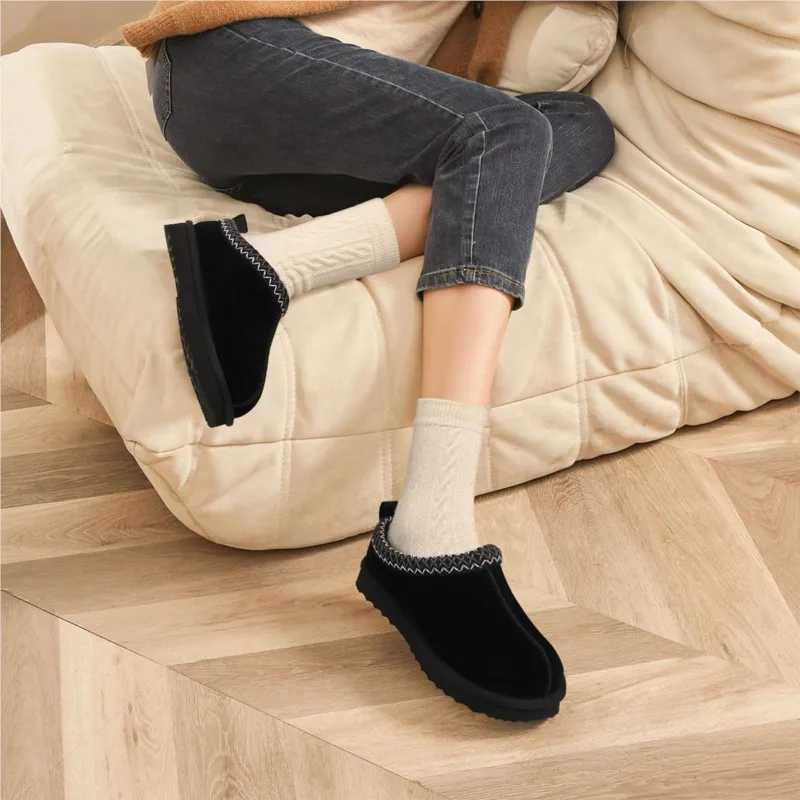 Crestar Winter Fuzzy Houes Slippers For Women Indoor Keep Warm Non-slip Suede Cotton Shoes Lady Comfortable Furry Flat Slippers T260922RFZE