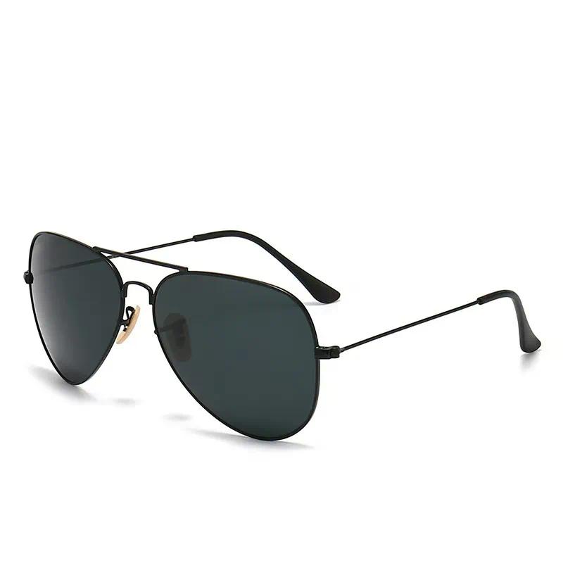 Lunettes de soleil de designer Hommes Femmes Luxe Classique Logo Lunettes Tendance Haute Qualité Cat Eye Plein Cadre Parasol Miroir Extérieur Lun