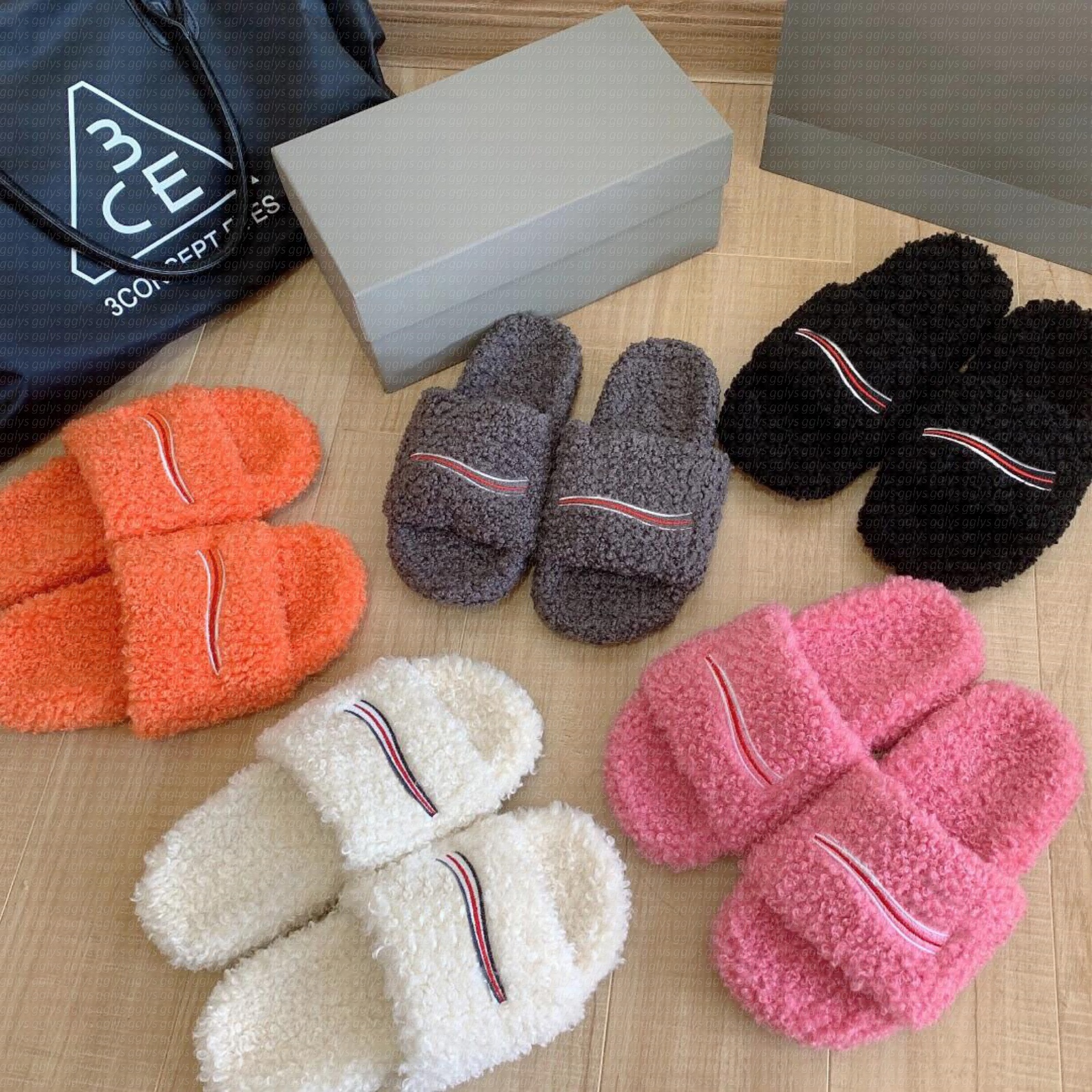 Women Fur Slides Furry Plush Slippers Designer Mules Slide Men Paris Luxury Comfortable Furzzy Flip Flop Fluffy Wool Home wear outdoor leisure all s