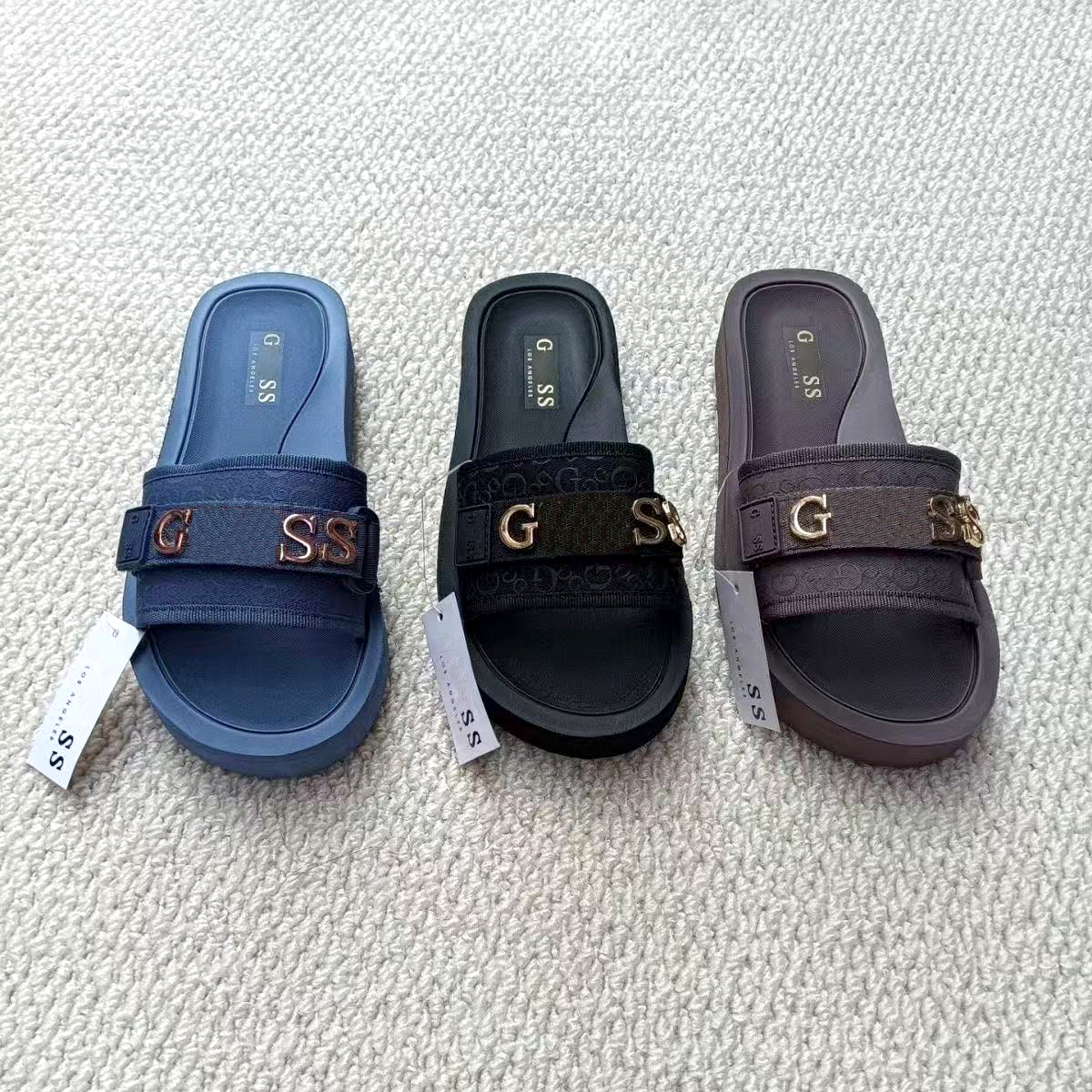 High quality Fashion GUESSO Peers Slide Sandals Summer EVA Vacation sandale luxury Designer womens Flat Beach pool Sexy open toe Home shoes slippers