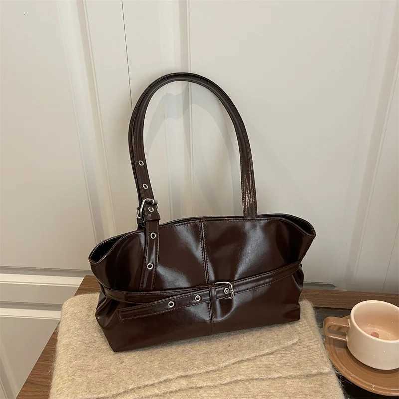 Winter Style Women's Retro Minimalist Tote Shoulder Bag 2025 Autumn Large Capacity Commuting Top Handle Hand Bags for Women X260815