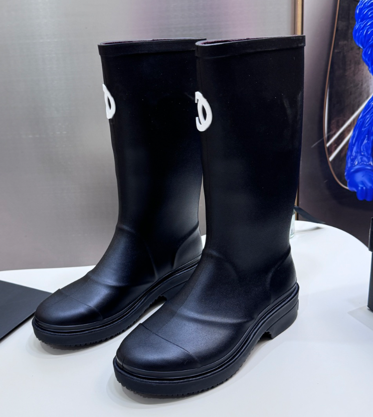 Women's Designer CC logo Knee High Rain Boots, Classics brand Waterproof Rubber Tall Rainboot, Thick Platform Non Slip Sole Fashion Outdoor Wel