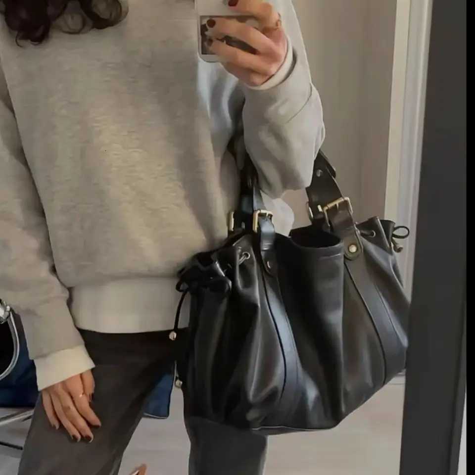 2025 Women's Crossbody Simple Handbag Commuter Shoulder Boston Stylish Versatile Work Bag Soft Polyester Interior X260815