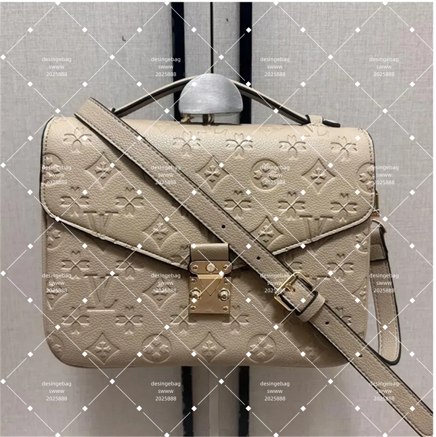 2027Top quality designer bag, classic casual shoulder bag, women's fashionable versatile bag, casual shopping bag, handbag chain bag, half mont