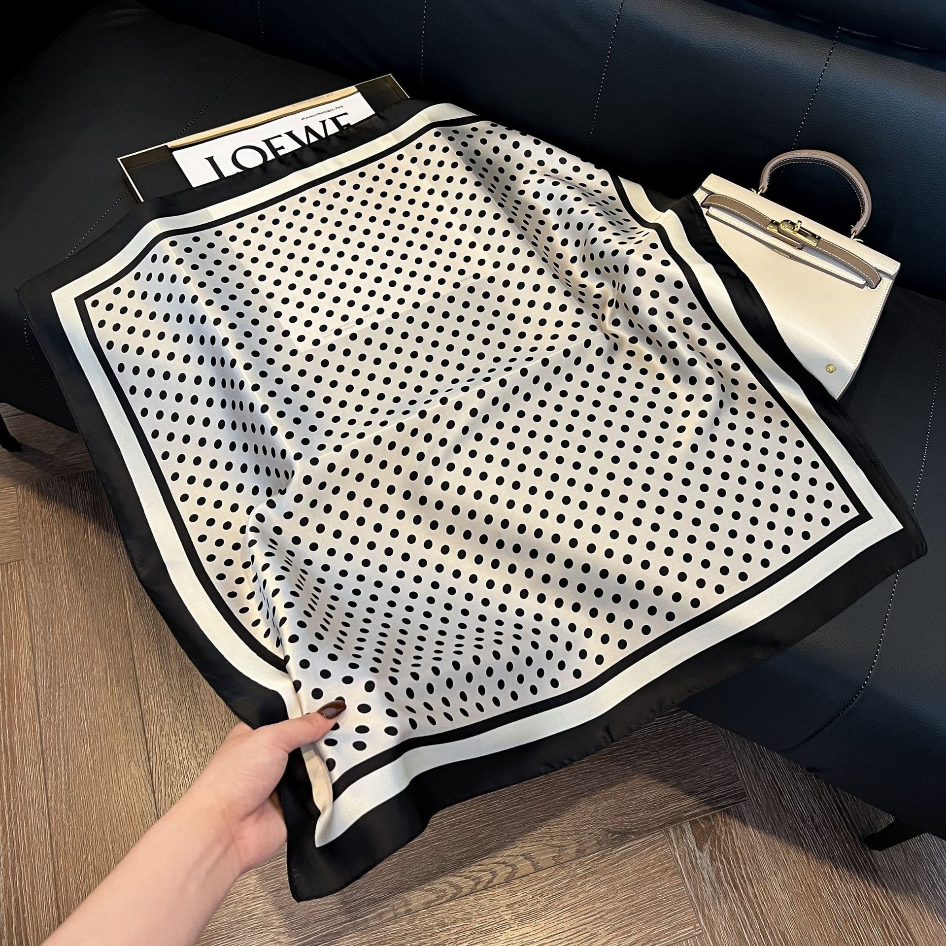 70cm Polka Dot Pattern Women Spring Summer Thin Imitation Silk Twill Scarf For Fashionable And Versatile Turban Shawl ddmysat Q260916