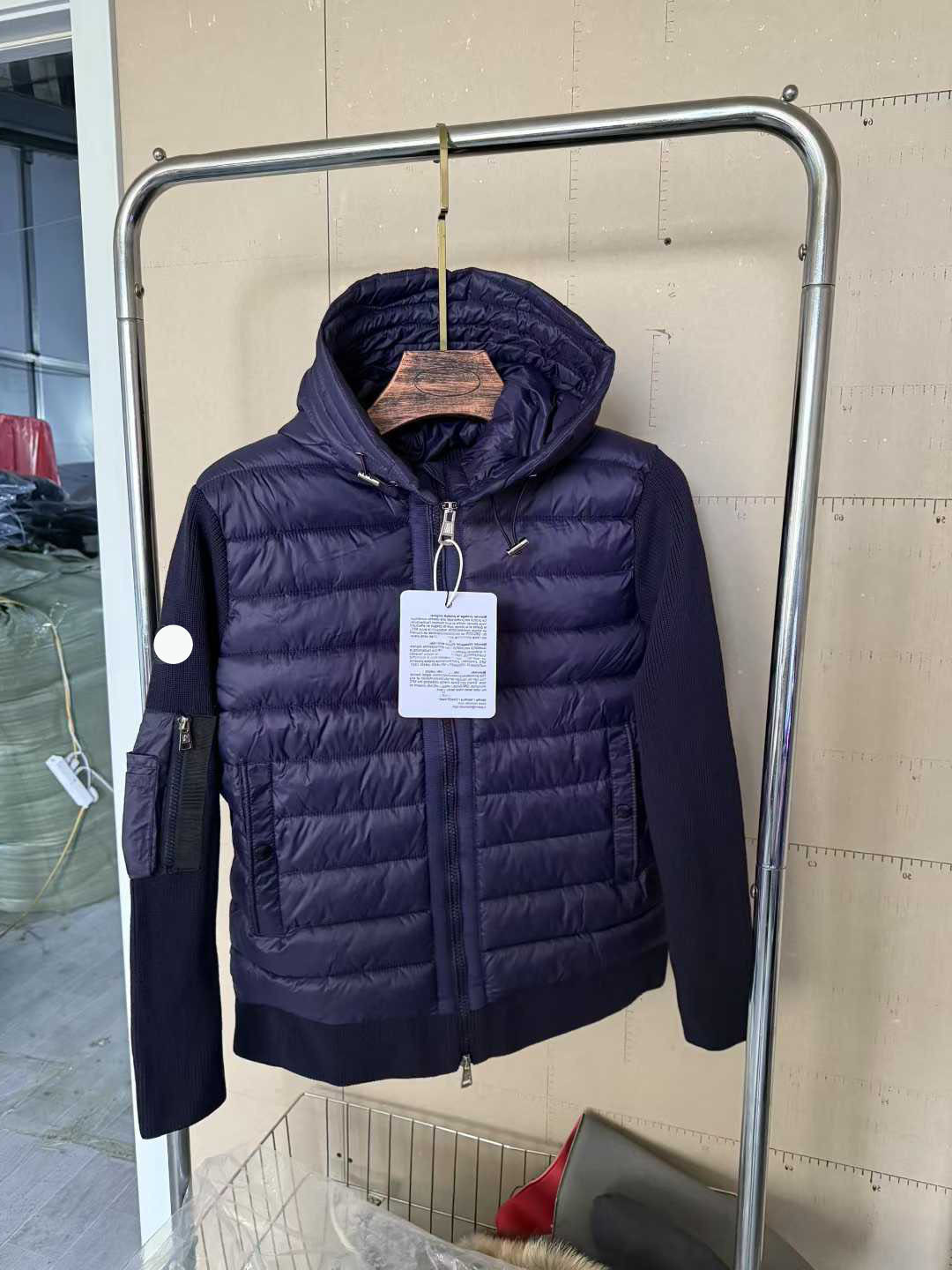 Down Hooded Cardigan Designer Wool blend Sweater Outwear Warm Mens Windbreaker Jacket Men Pufferjacket 141