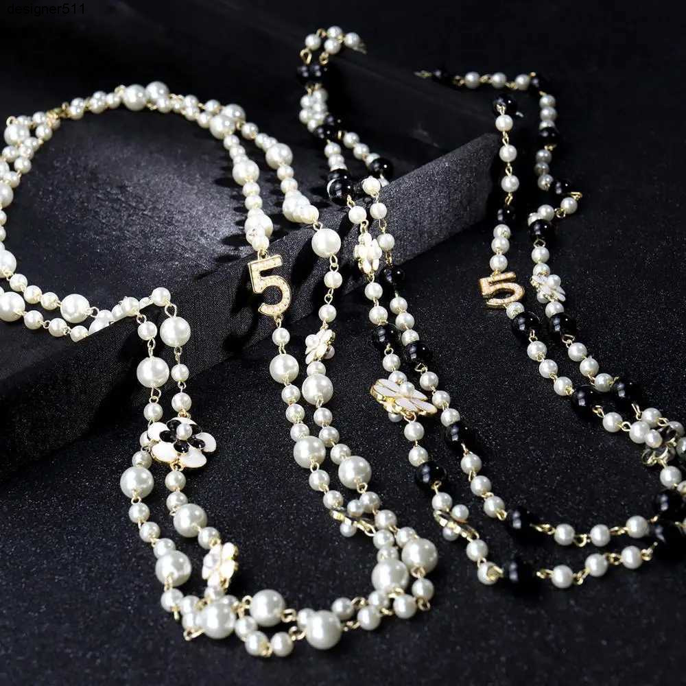 Pendant Necklaces Luxury Long Simulated Pearl Necklace For Women Double Layer Pendant Long CC Necklace Sweater Chain Party Camellia NacklaceXJ251226