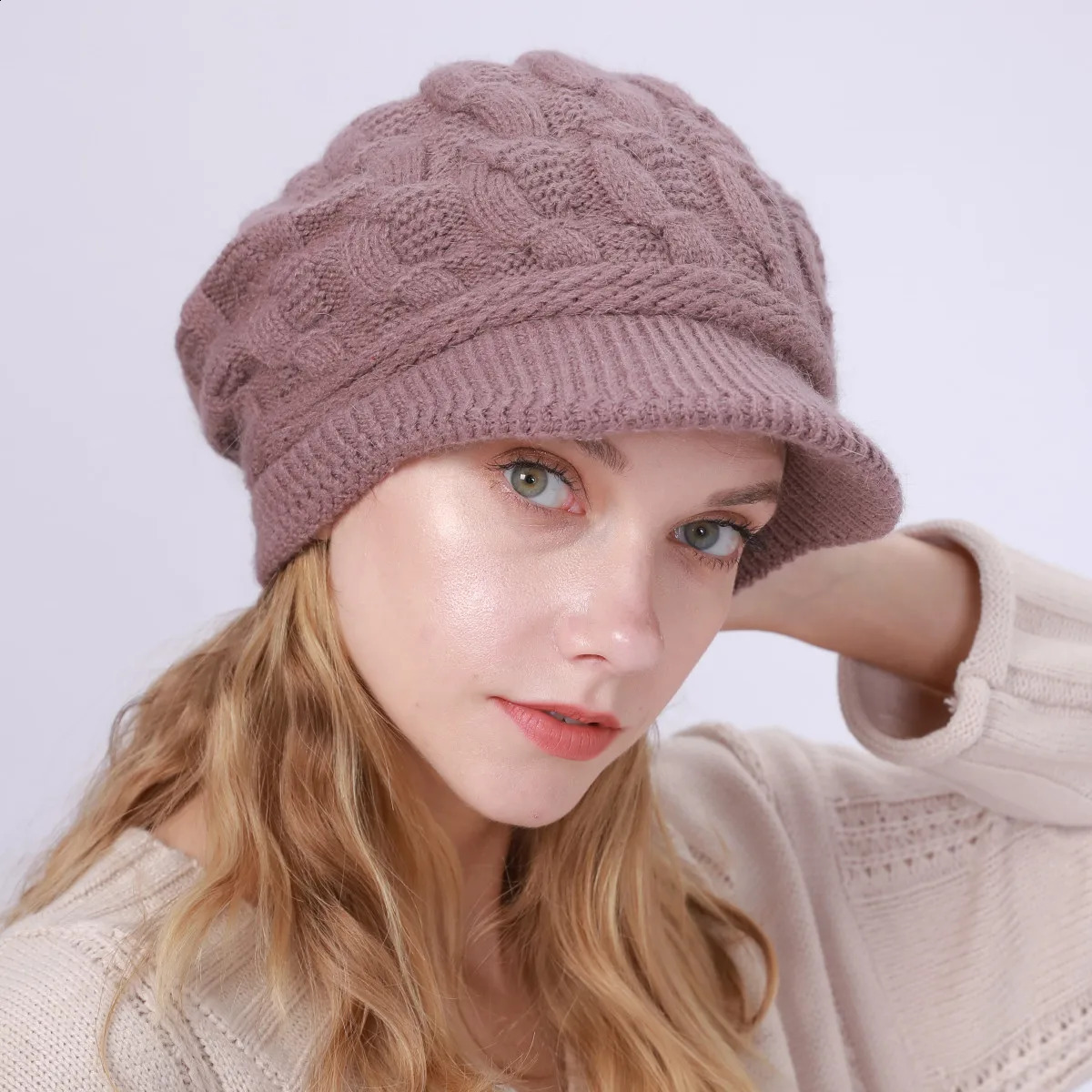 Fried Dough Twists Knit Plush Thickened Warm Wool Hat Suitable for outdoor wind protection in autumn and winter 260814