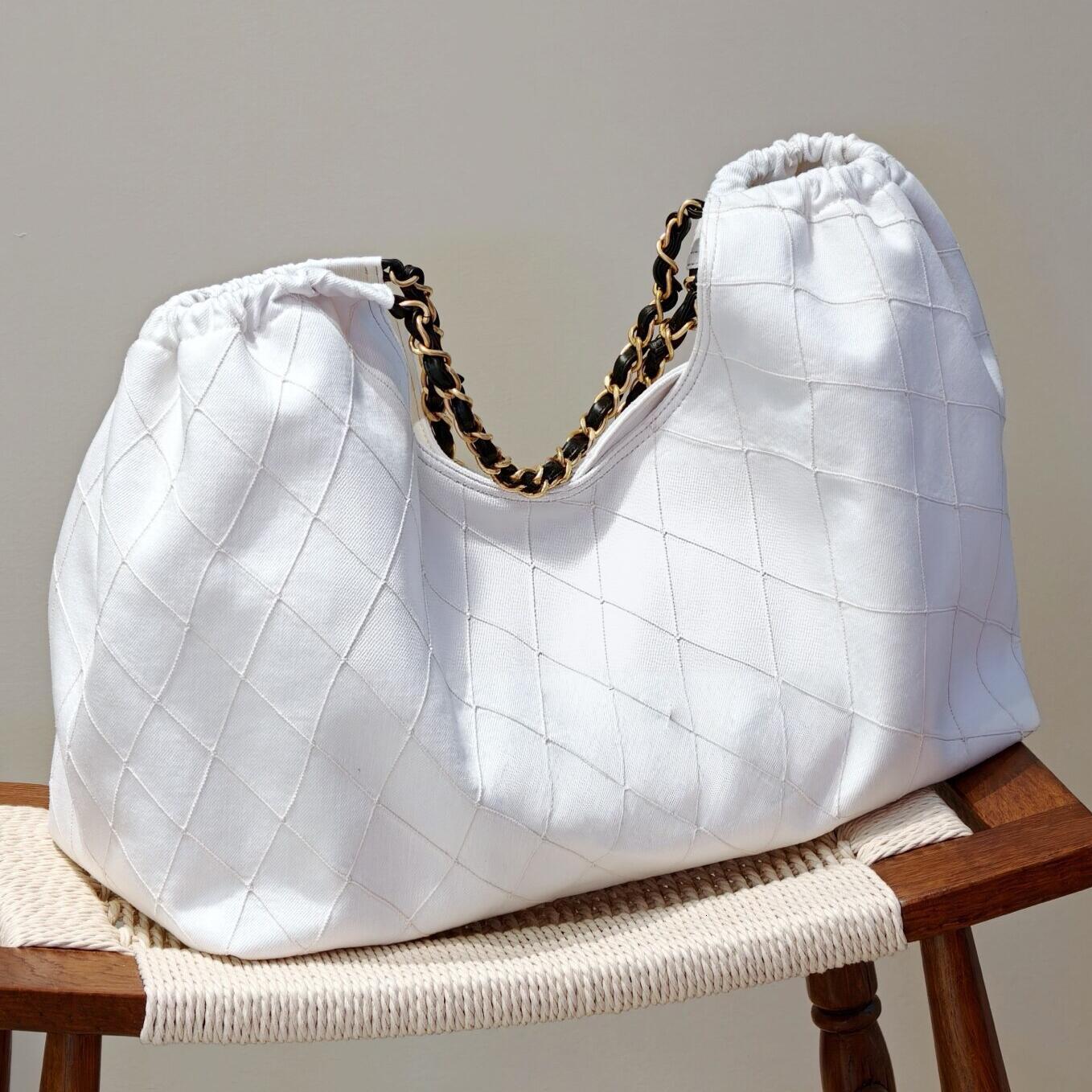 Top quality summer beach bag quilted chain Designer Tote bag Womens mens Luxurys handbag Crossbody Canvas denim Shoulder Bags shop satchel Large Hob