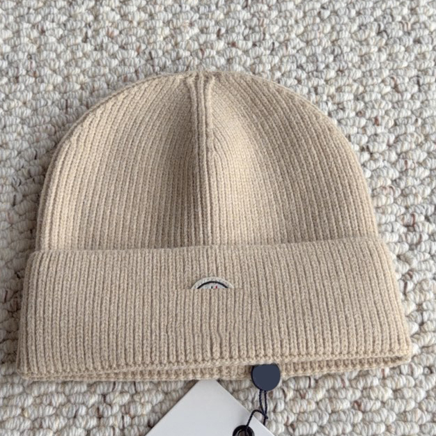 Styles de créateurs 7 à la mode élégant automne hommes 5 modèles de lettres en plein air femmes 2 voyage et ski prix de gros chapeaux tricotés