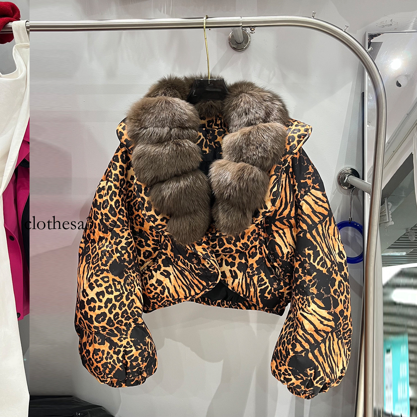 2026 Winter New Leopard Print Down Jacket with Fox Fur Collar for Women, Short, Thick, Warm, Loose, Casual Coat