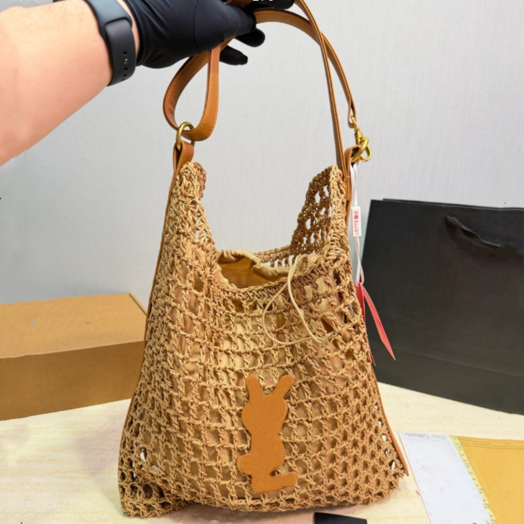 2026 new Fashion Designer Women Hollow Out Raffia Woven Hobo Shoulder Bag Summer Beach Vacation Straw Tote Bag Drawstring Inner Pouch Large Capacity