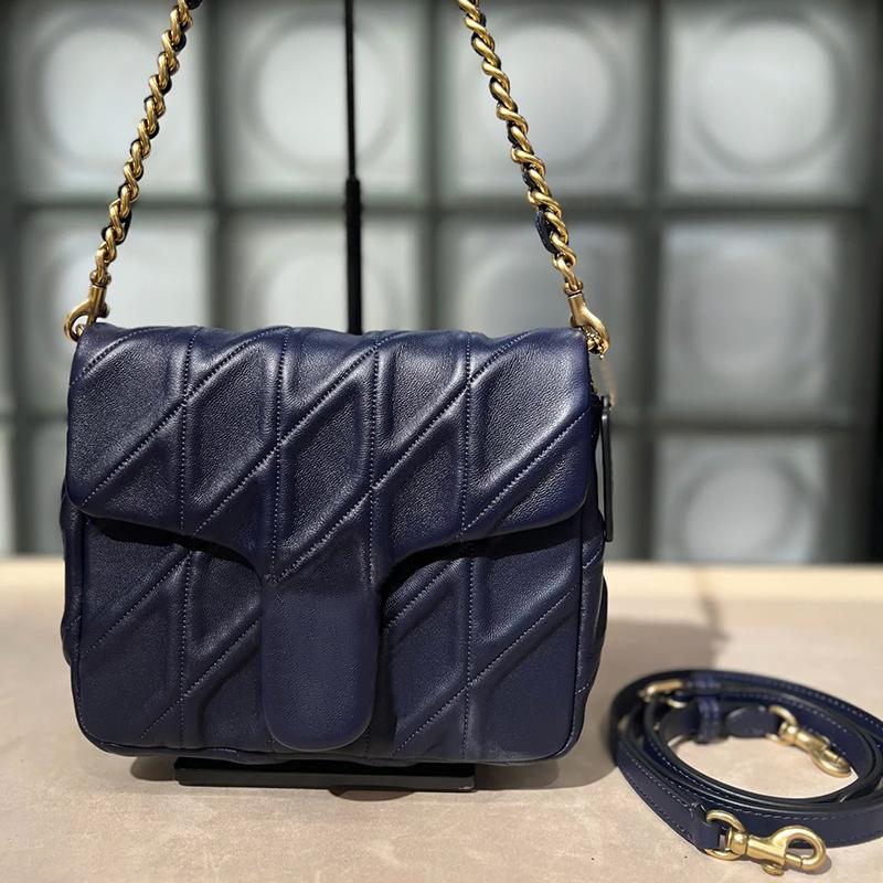 Designers Square Tabby Luxe Femmes Sac à bandoulière Matelassé Tabby Fourre-tout Enveloppe Sacs à main Cross Body Chaîne en or Sac à main de coul