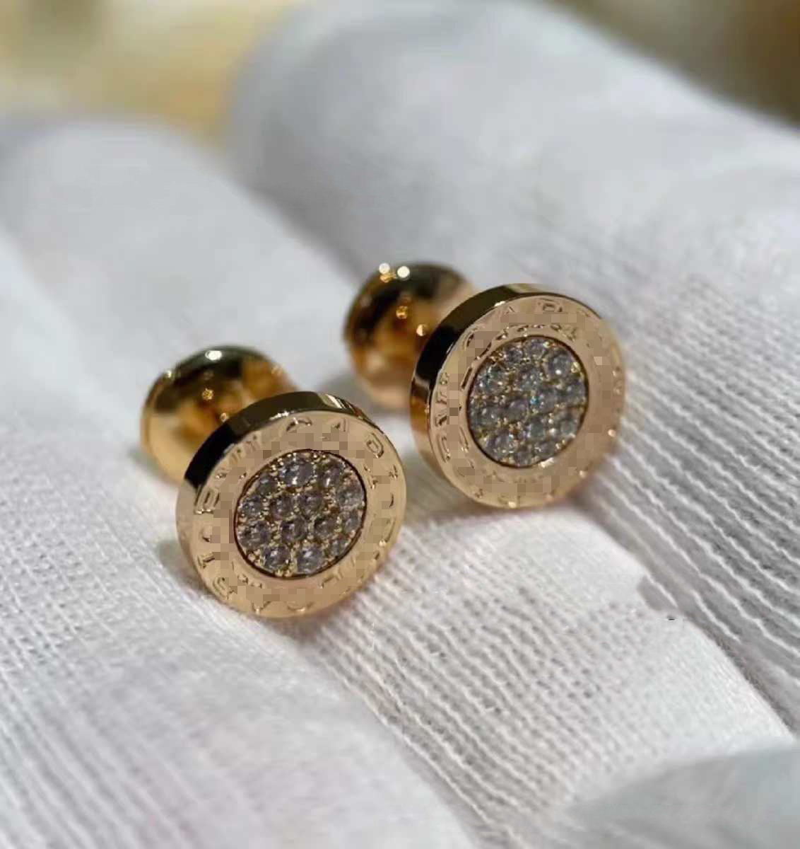 2026 New Designer BV Circle Hoop Top Quality Fashion cologne Woman Stud Earrings Luxury 925 Silver Earring Multi Colors Jewelry Women 18K Gold perfu